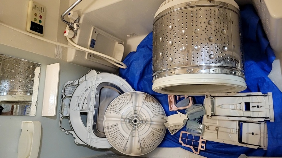 中川区日立製ビートウォッシュ洗濯機分解クリーニング